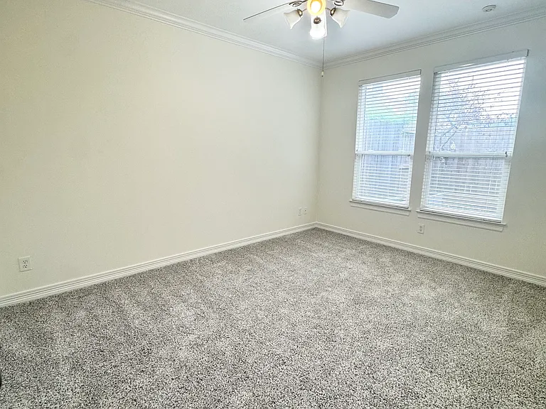 4107 Woodhead St — Photo 4