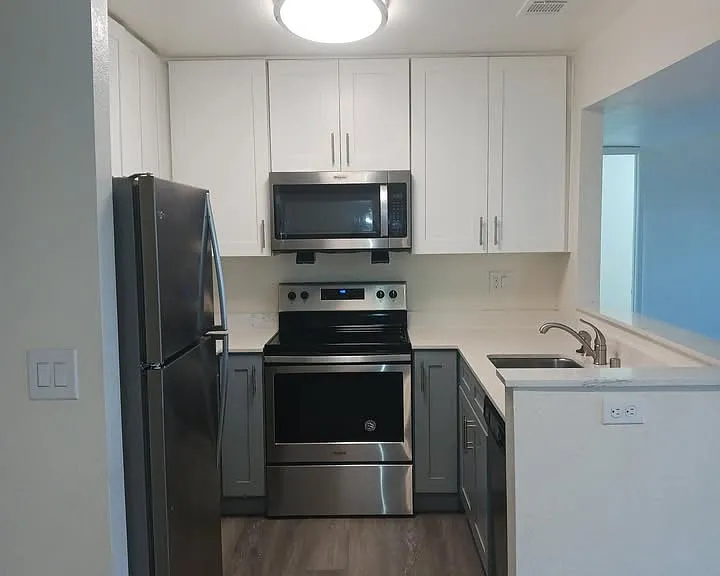 2805 Madrid Ln #101 — Photo 11
