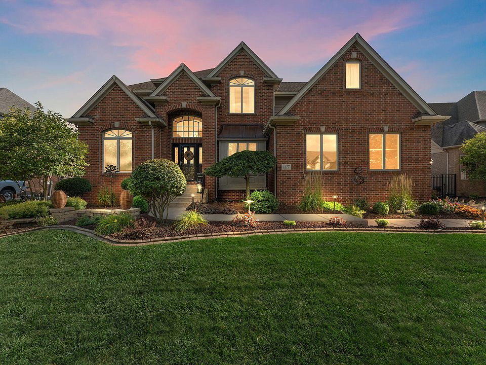 1st image of 1127 Stonebridge Dr
