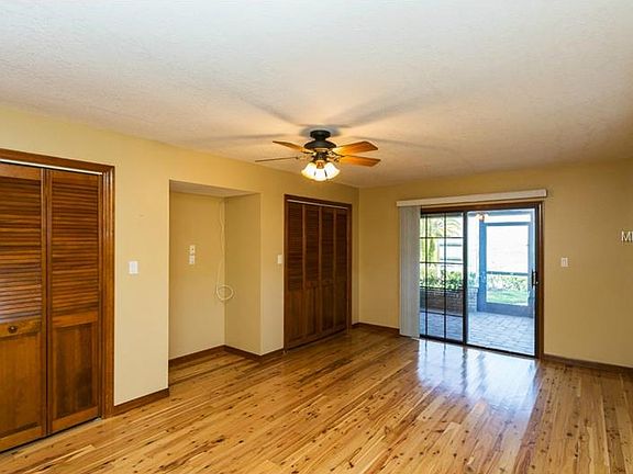 5th image of 3060 Tohopekaliga Dr