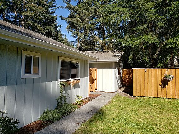 5th image of 171 Whitehall Pl