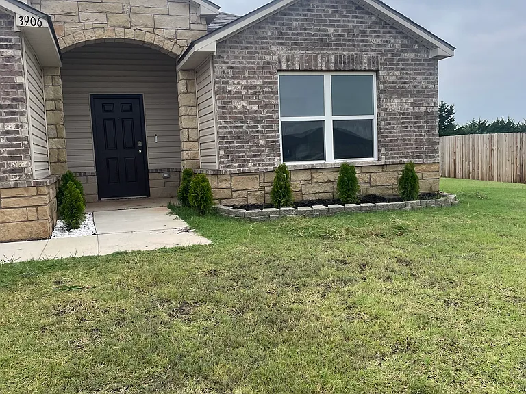 3906 Elm Ridge St — Photo 16