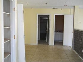 4th image of 1210 Hilburn Ct