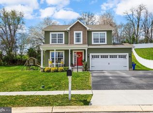 241 N Alpine Dr, York, PA 17408