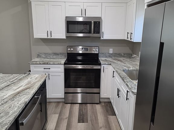 4th image of 805 Crittenden Ave