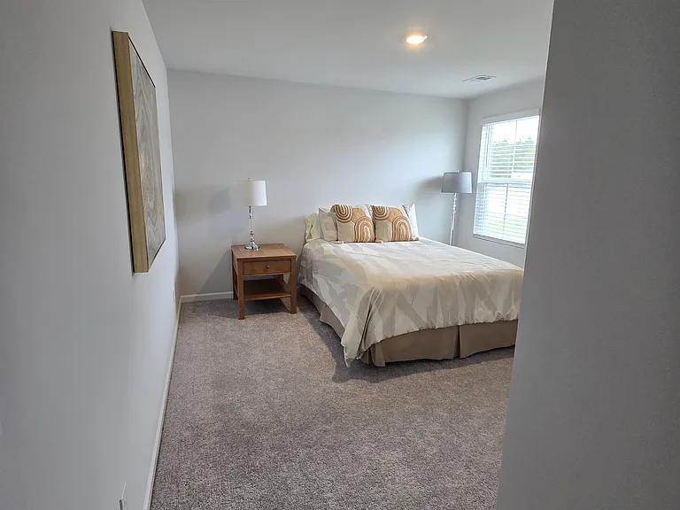 Queen size bed
