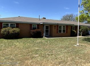 205 Northwest Dr, Hereford, TX 79045