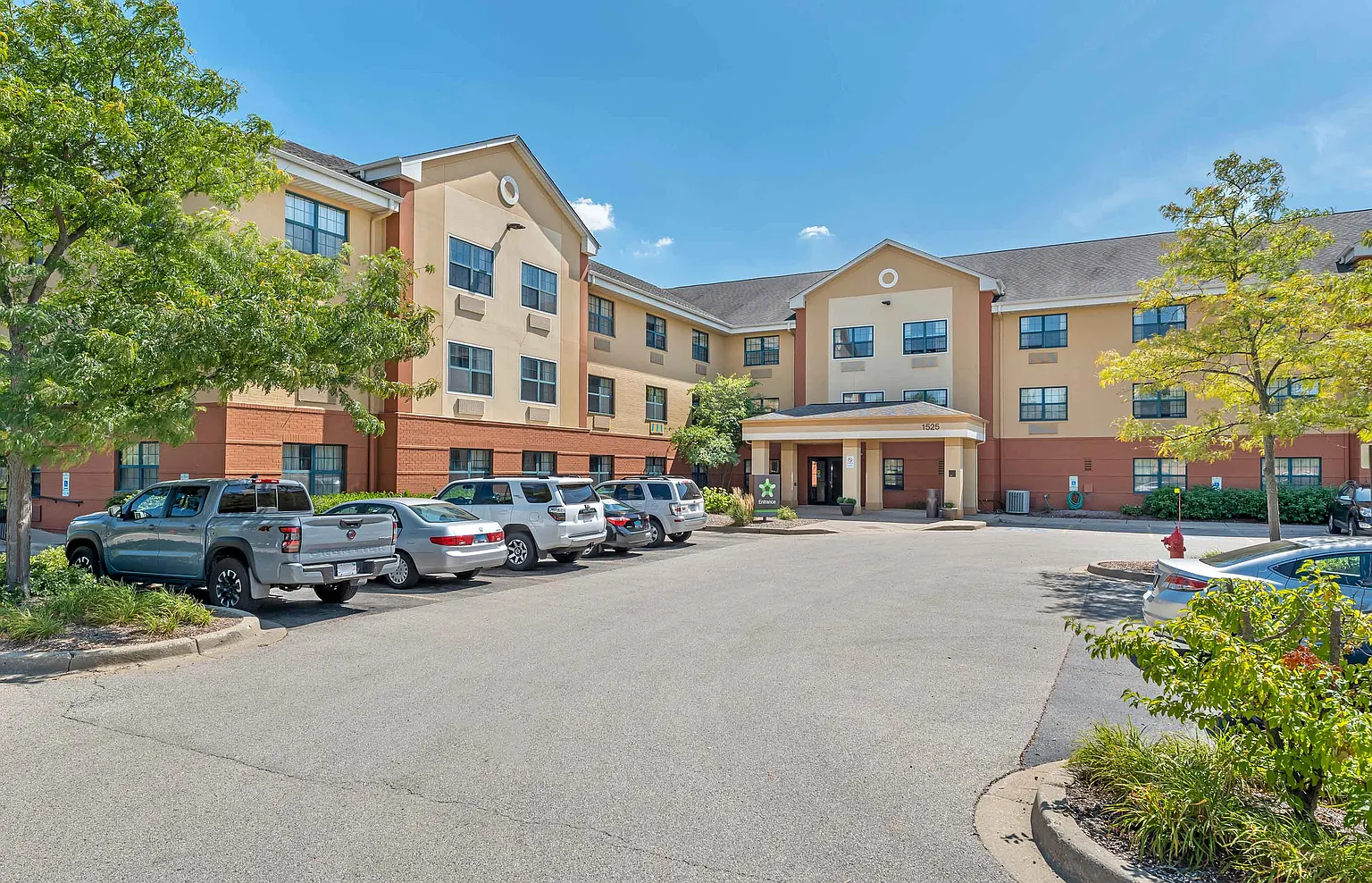 1525 Busch Pkwy #153 photo 1