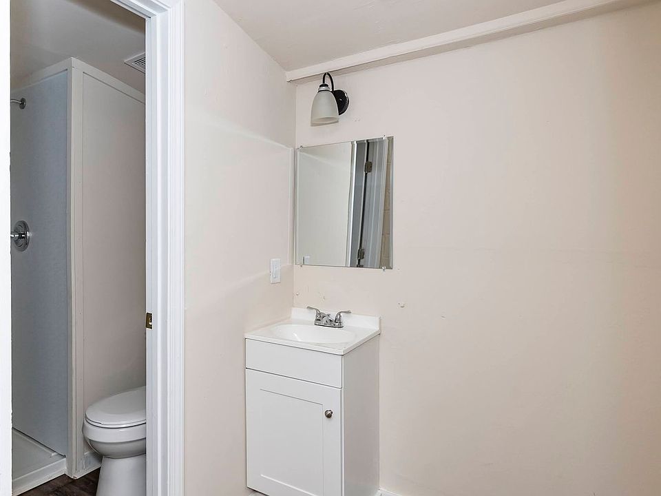 1st image of 1007 E Edgerton St APT B