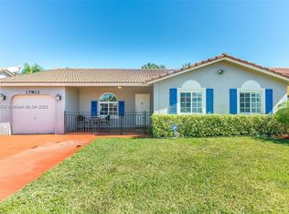 17903 SW 152nd Pl, Miami, FL 33187
