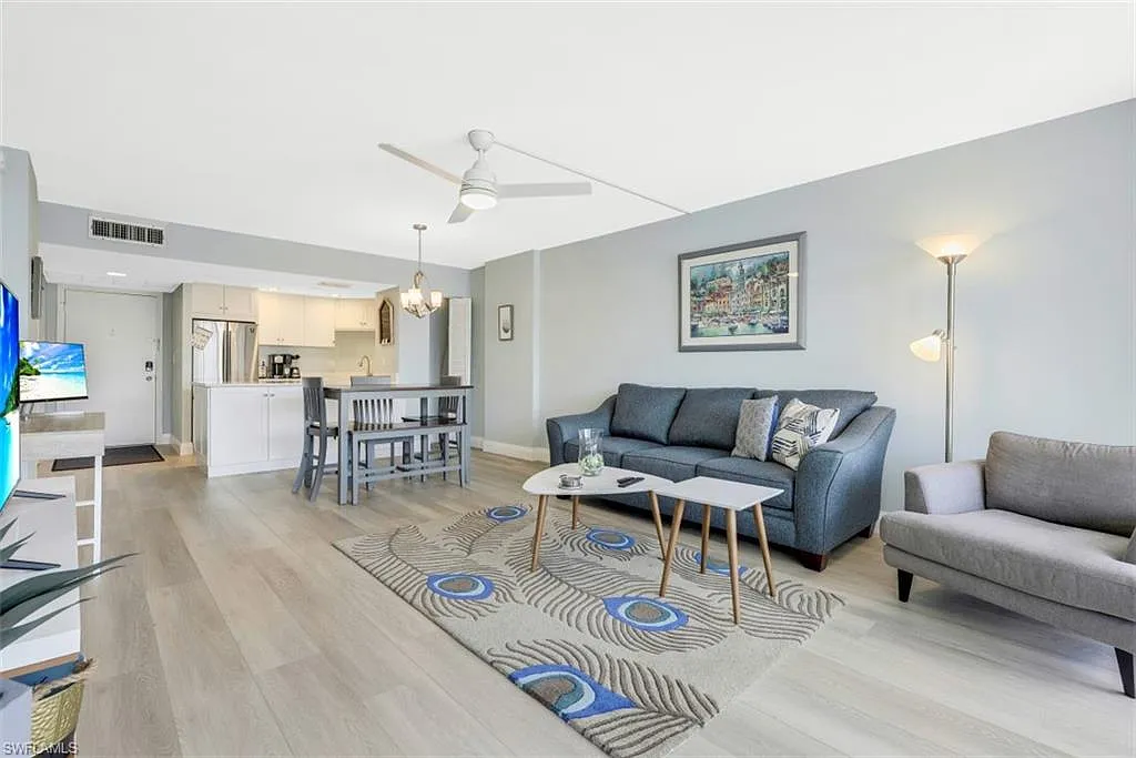 Building Photo - 5 Bluebill Ave #210