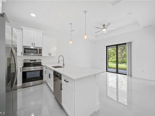 1502 Gretchen Ave S, Lehigh Acres, FL 33973