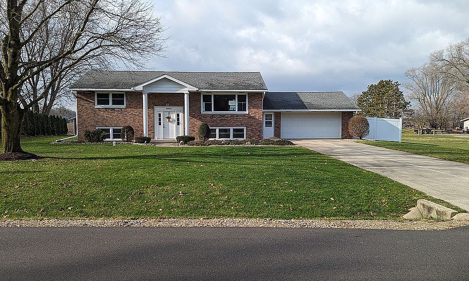 1st image of 60855 County Road 13