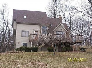 2833 Acorn Ln, Howell, MI 48843