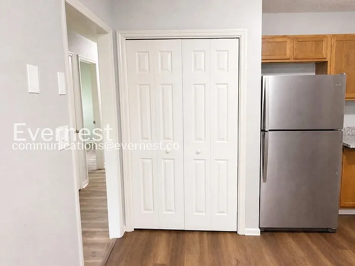 910 Canton Pl — Photo 7