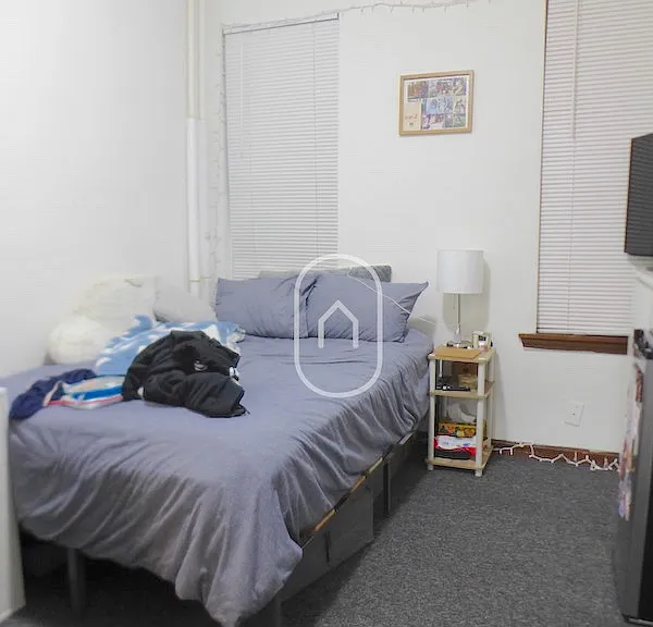 830 Huntington Ave — Photo 4