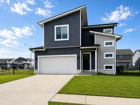 4035 NE 3rd St, Ankeny, IA 50021