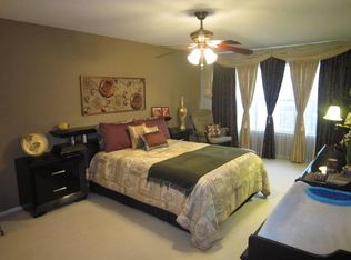 326 Bowler Ct, Piscataway, NJ 08854