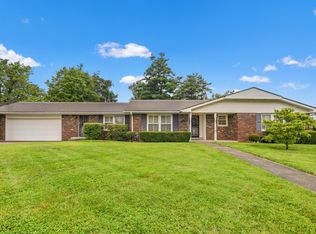 3311 Cornwall Dr, Lexington, KY 40503