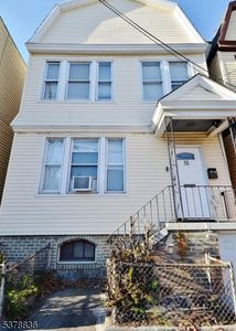 55 Ocean Ave, Jersey City, NJ, 07305