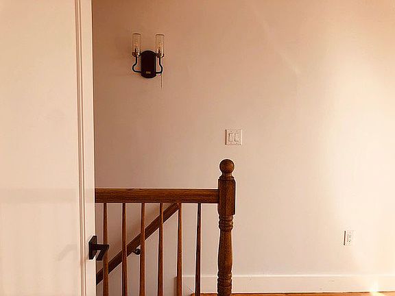 4th image of 391 Woodbine St APT 3F