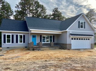 123 Michael Ln, Aberdeen, NC 28315