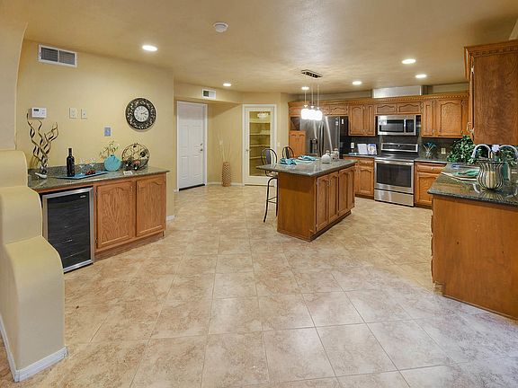 2nd image of 6092 E Paseo Cimarron