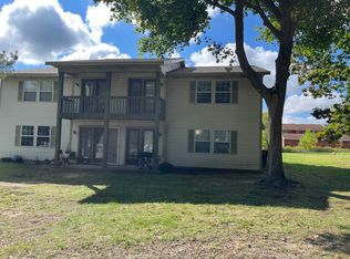 360 Oxford Ct APT 4, Holland, MI 49423