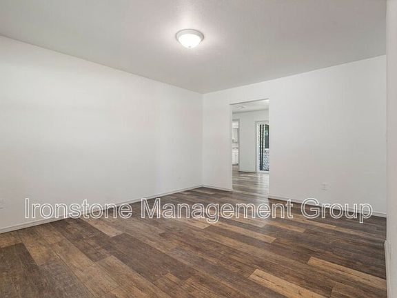 2nd image of 5032 S Hudson Ave