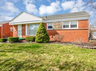 25183 Ronald St, Roseville, MI 48066