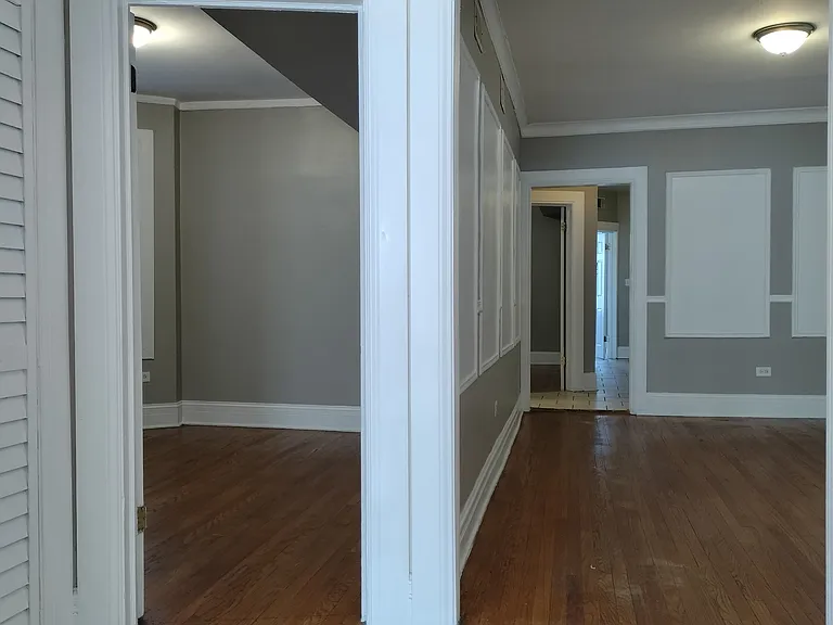 7729 S Essex Ave #2 — Photo 6