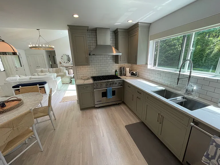 60 Gardiners Ln — Photo 15