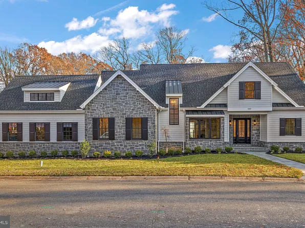 919 Barley Dr, Wilmington, DE 19807