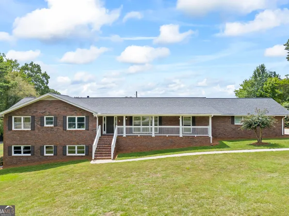 5823 Suwanee Dam Rd, Buford, GA 30518
