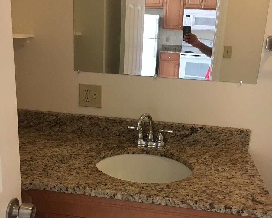 2nd image of 82 Main St APT 2