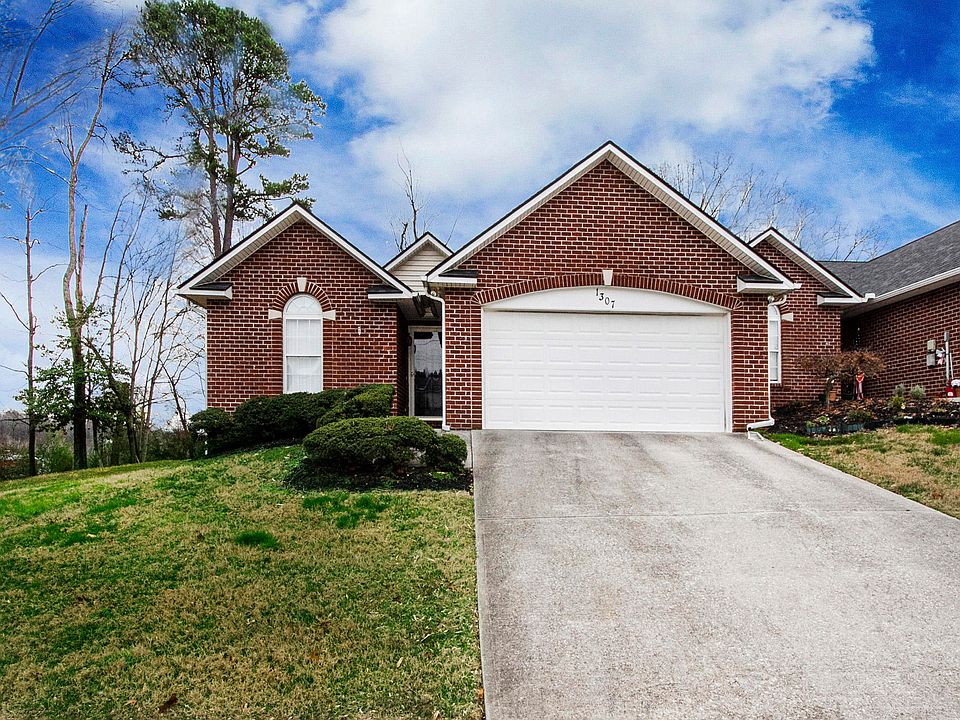 1st image of 1307 Remington Grove Ln