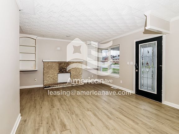 1419941_005_wm_-_living_room_13416742.jpg