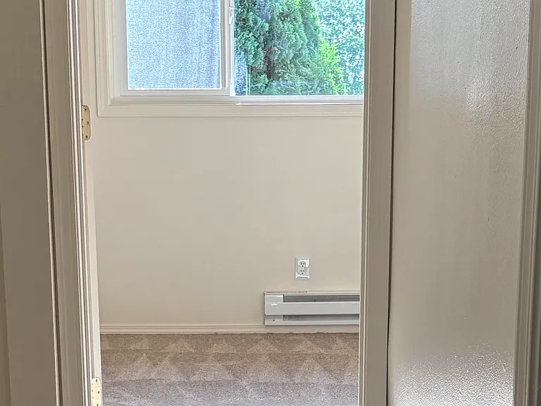6866 NE Multnomah St #6866 — Photo 15