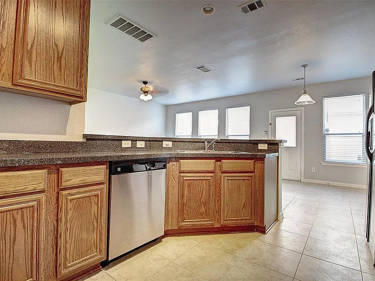 8017 Caladium Dr — Photo 13