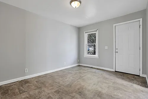 590-592 Robinwood Ave #590 Photo 1
