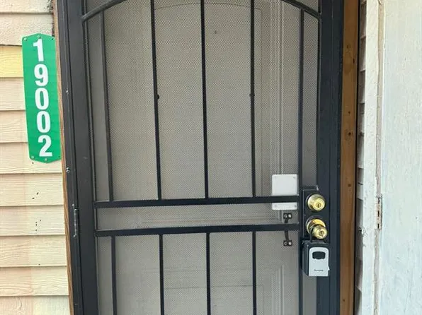 8323 Wilcrest Dr APT 19002, Houston, TX 77072
