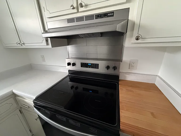 420 W Palm St #24 — Photo 8