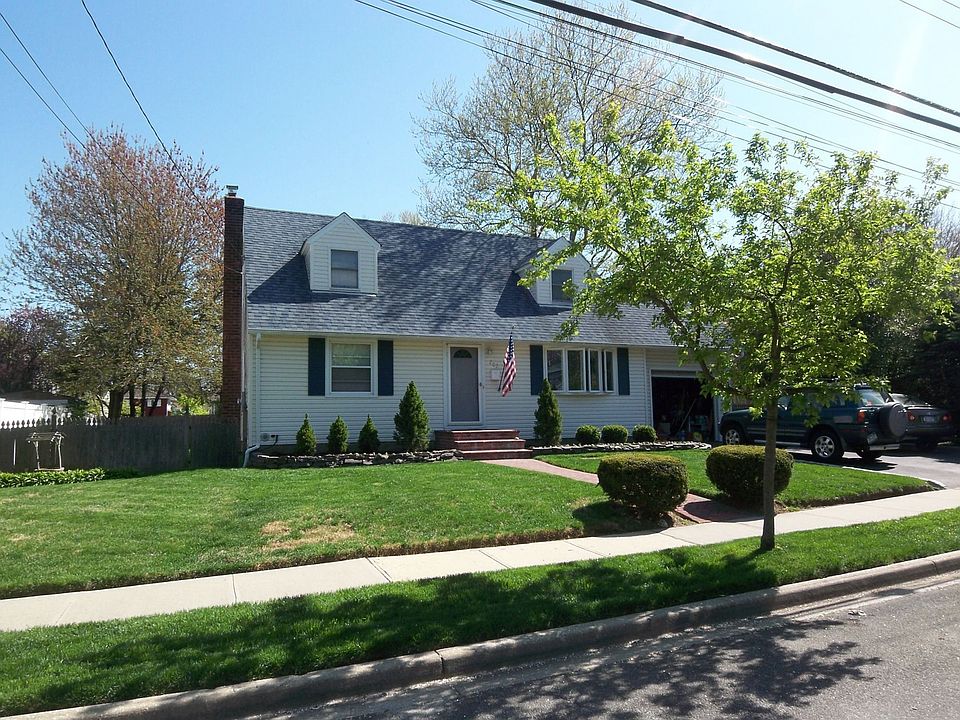 1st image of 202 Plitt Ave