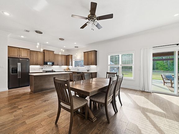 5th image of 104 Paiger Ln