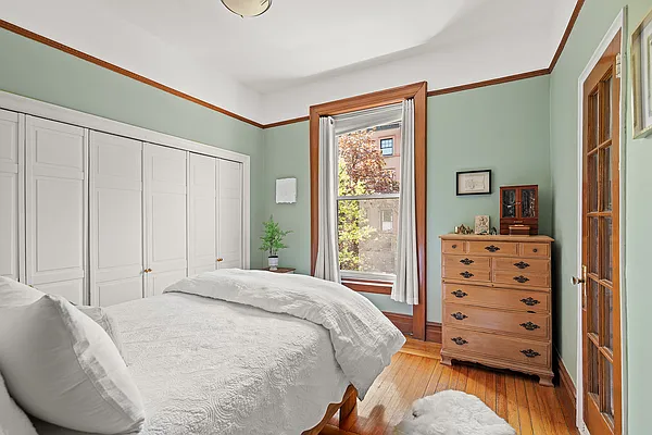 Sold by SERHANT. | media 14