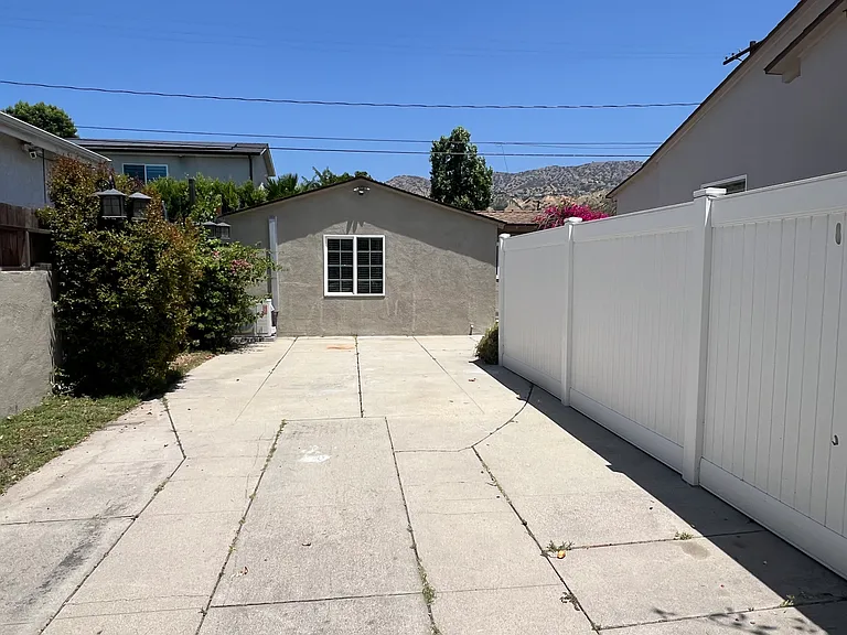 1809 Bonita Ave #1809 — Photo 6