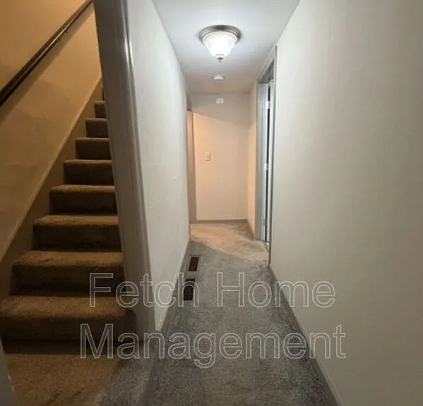 34 N Lee St — Photo 28