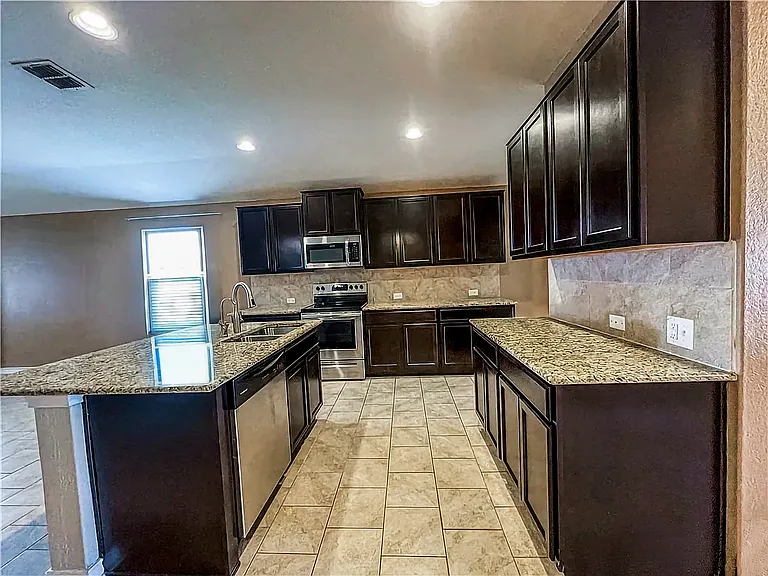 7410 Rigel Chase — Photo 4