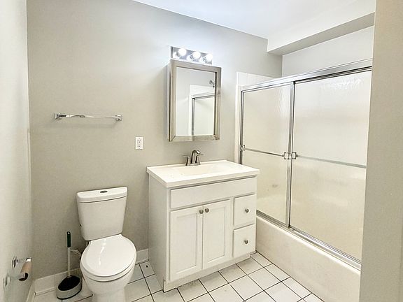 5th image of 204 Cherry St #5C