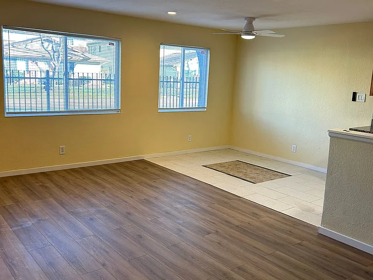 entrance living space